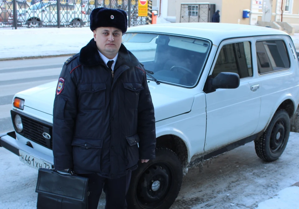 В Ишимском районе северянина, который два дня пролежал с пробитой головой, спас полицейский. Фото - УМВД по Тюменской области.