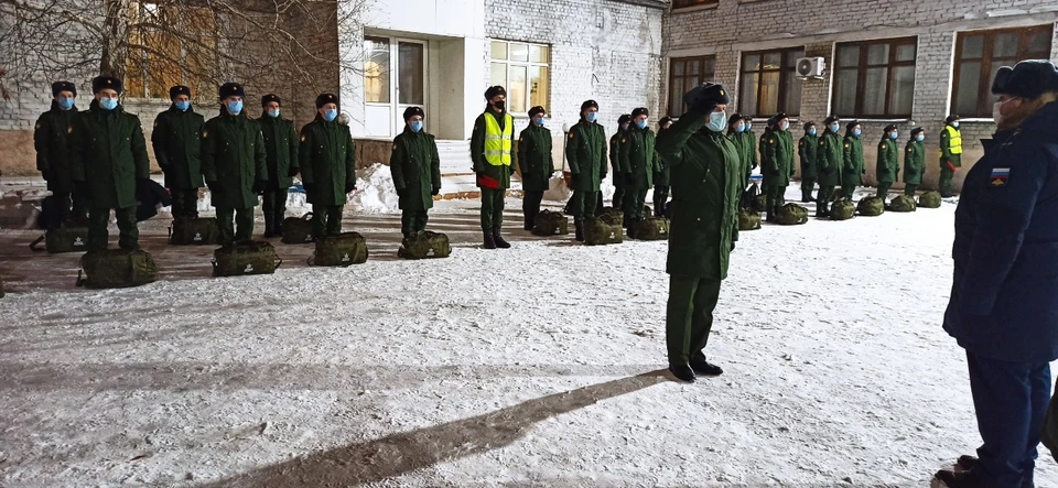 Спортсмены пройдут двухнедельный курс начальной военной подготовки