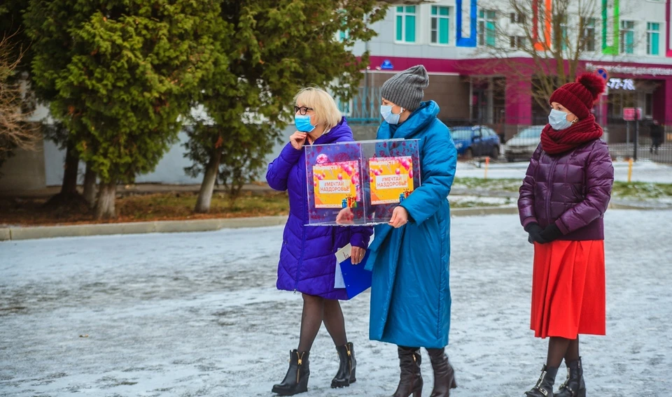 В течение недели ящик будет находиться в пятой поликлинике.