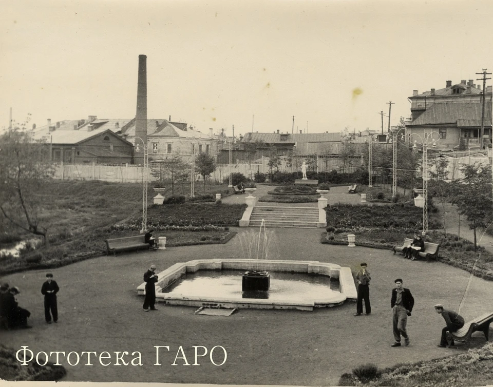 На Большом каменном мосту возле цирка откопали советский фонтан. Фото: архив Рязанской области.