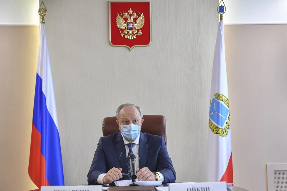 Валерий Радаев провел совещание по вопросам здравоохранения