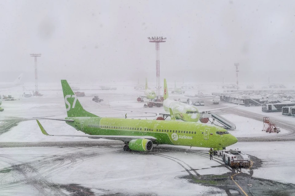 Самолет «Иркутск-Новосибирск» экстренно вернулся в аэропорт.
