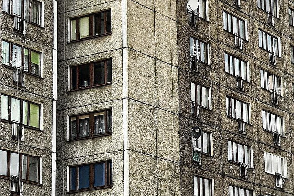 Приморцы обсуждают увиденное во дворе