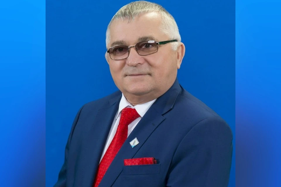 Какая именно болезнь стала причиной смерти талантливого учителя, пока не уточняется