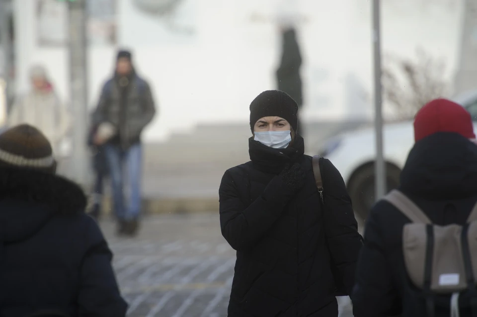 ОРВИ - не коронавирус, но тоже противная болячка. А меры предосторожности нужно предпринимать примерно одинаковые.