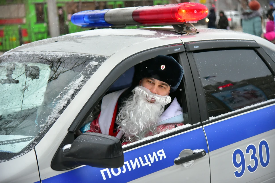 Более тысячи спасателей будет обеспечивать безопасность во время новогодних праздников в Кузбассе