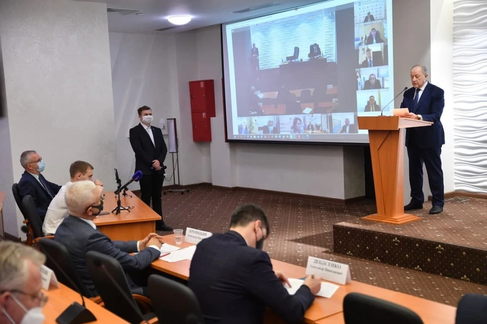 Только химией жив не будешь, считает Радаев, говоря об экспортном потенциале промышленности
