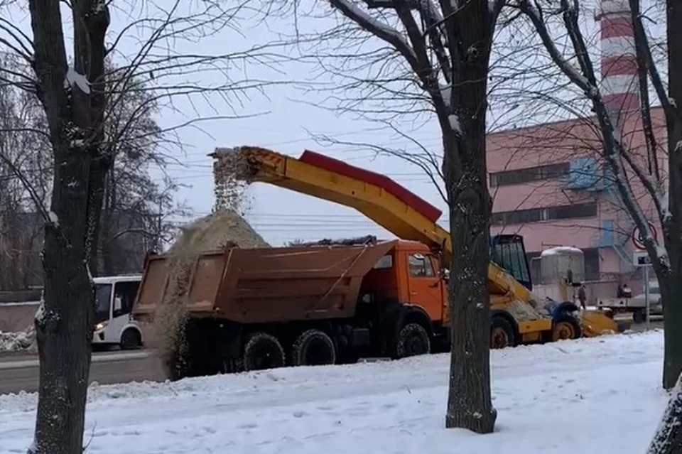 Как в Липецке убирают снег