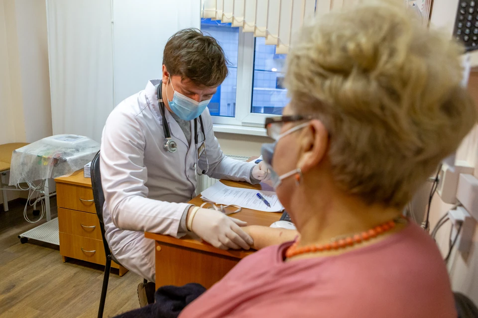 Попова: в мире не более 50 человек с повторным заражением коронавирусом