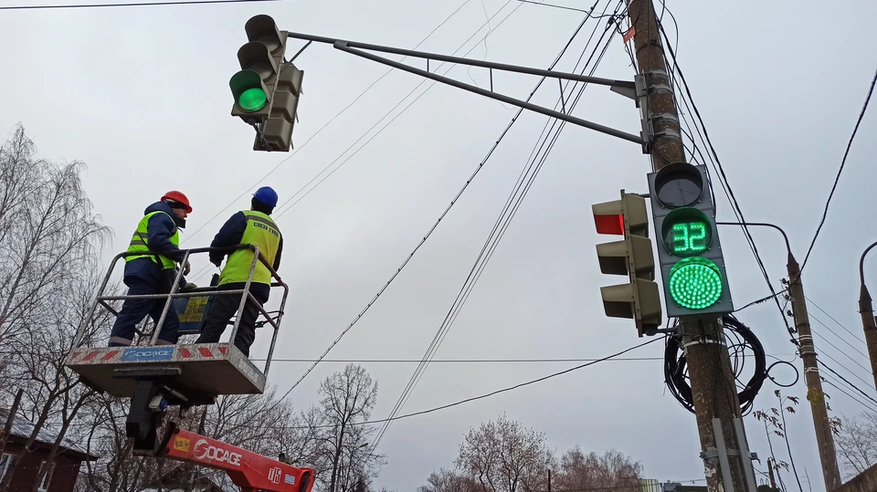 Более 50 светофоров изменили режим работы в Нижнем Новгороде.