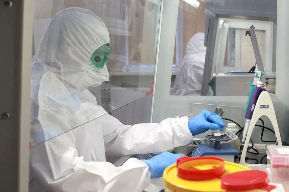 Заражение коронавирусом в Калининградской области чуть замедлилось.
