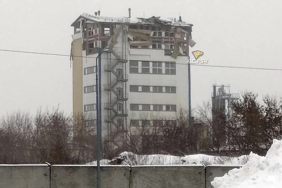 МЧС выясняют причину ЧП.