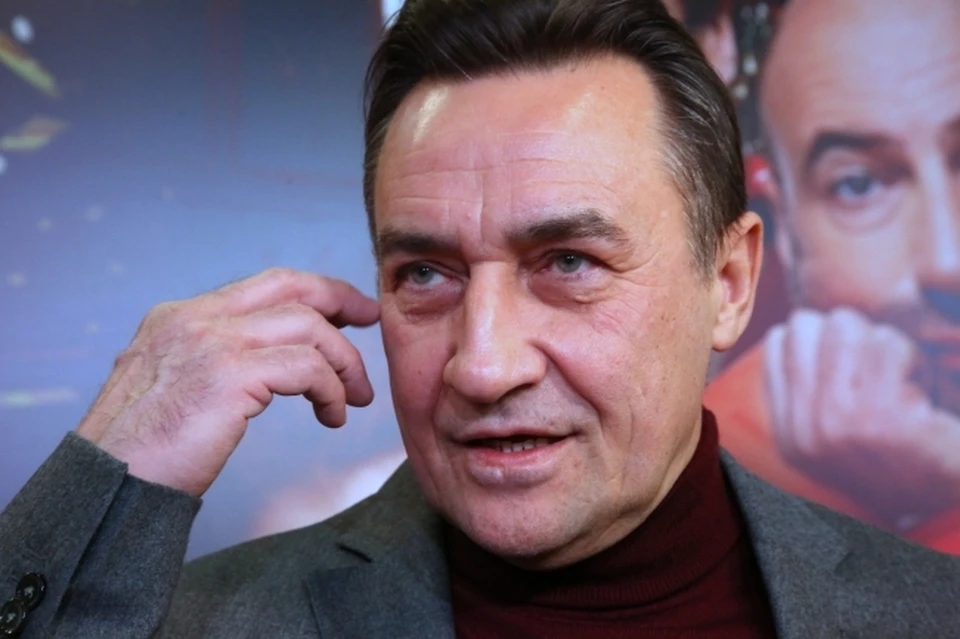 «Я бы тоже подпел, да занят был в тот день!» - подметил Камиль Ларин.