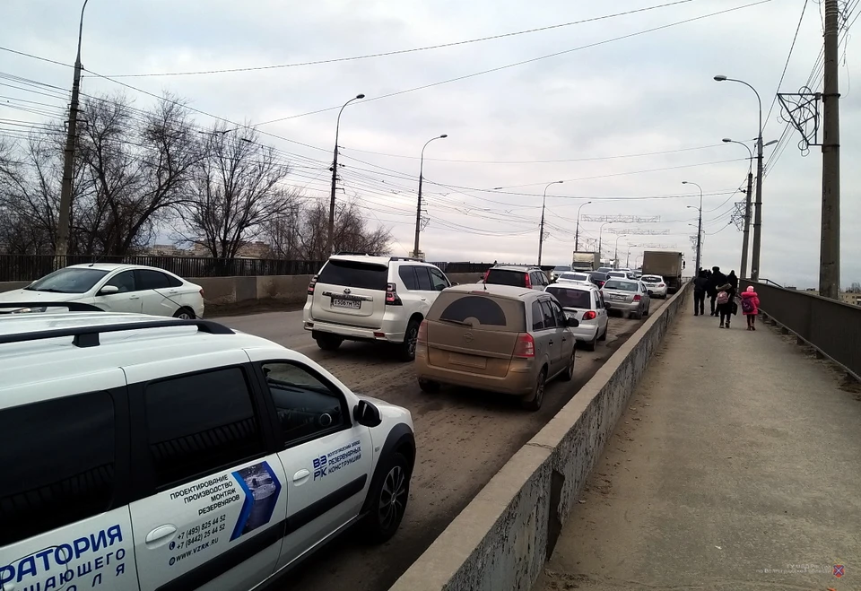 На Волго-Донском канале пробки и в дневное время. Фото: ГУ МВД России по Волгоградской области.