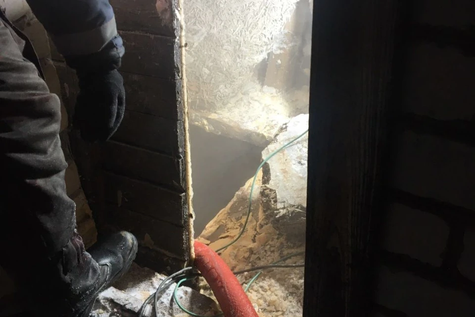 Специалисты слили воду из водонапорной башни и системы. Фото: 43.mchs.gov.ru