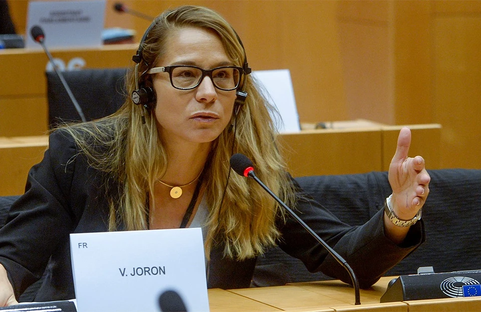 Депутат Европейского парламента от Франции Виржини Жорон.