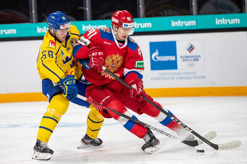 Беларусь лишили чемпионата мира по хоккею, который весной должен был пройти в двух городах - Минске и латвийской Риге.