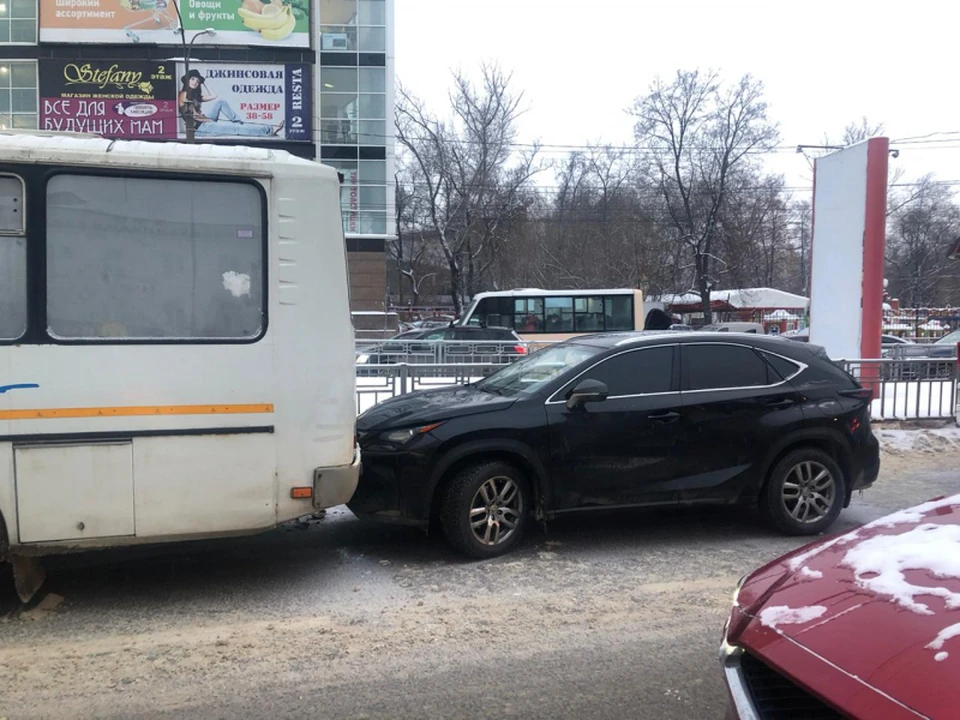 На первый взгляд ДТП не выглядит страшным.
