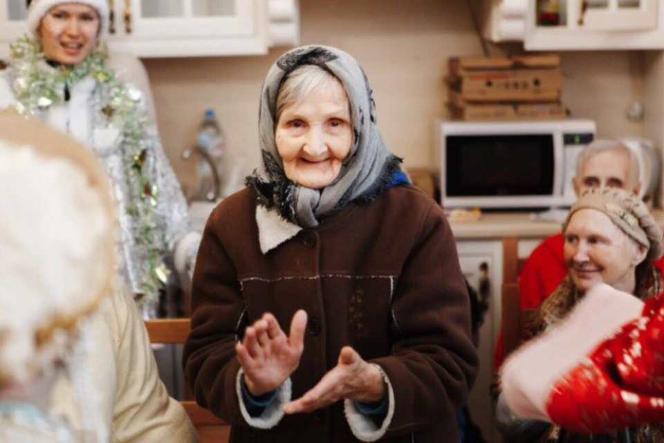 Акция «Добрый год» поможет пожилым петербуржцам во время пандемии в 2021 году. Фото: Артем Соловьев.