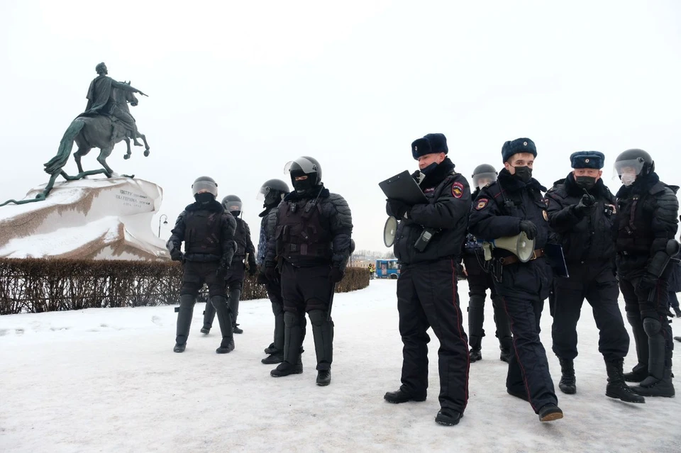 В Петербурге проходит несанкционированный митинг 23 января