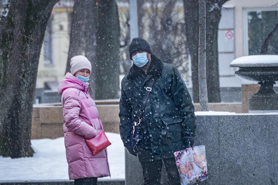 Всего на сегодняшний день в России выявлено 3 868 087 случаев коронавируса в 85 регионах