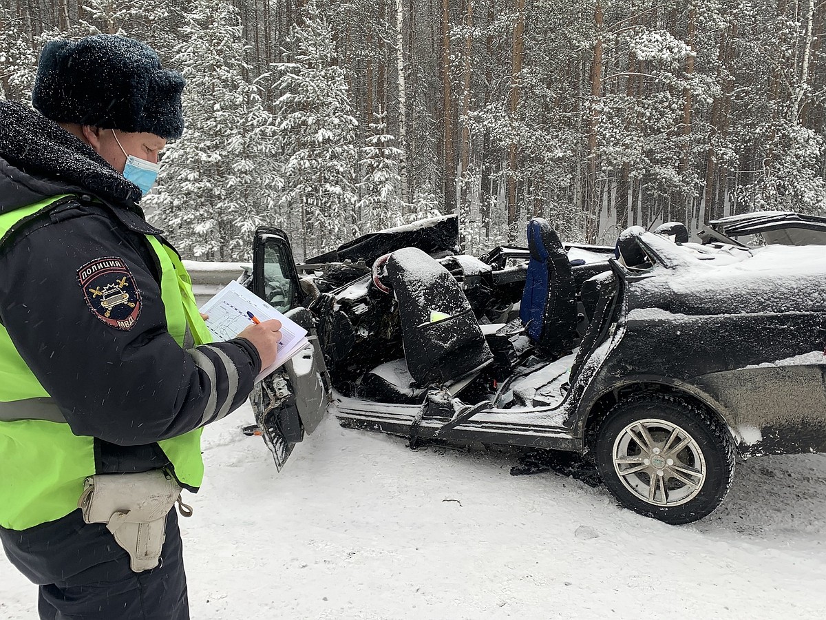 Погибли двое детей и трое взрослых: в Свердловской области из-за непогоды  произошло три смертельных ДТП - KP.RU