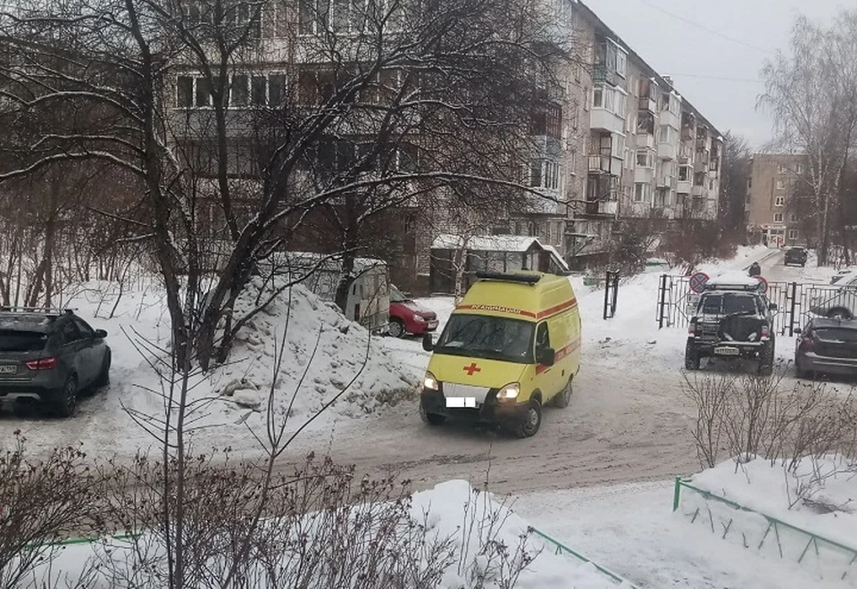 Медики уже не смогли помочь пожилой женщине, она скончалась.