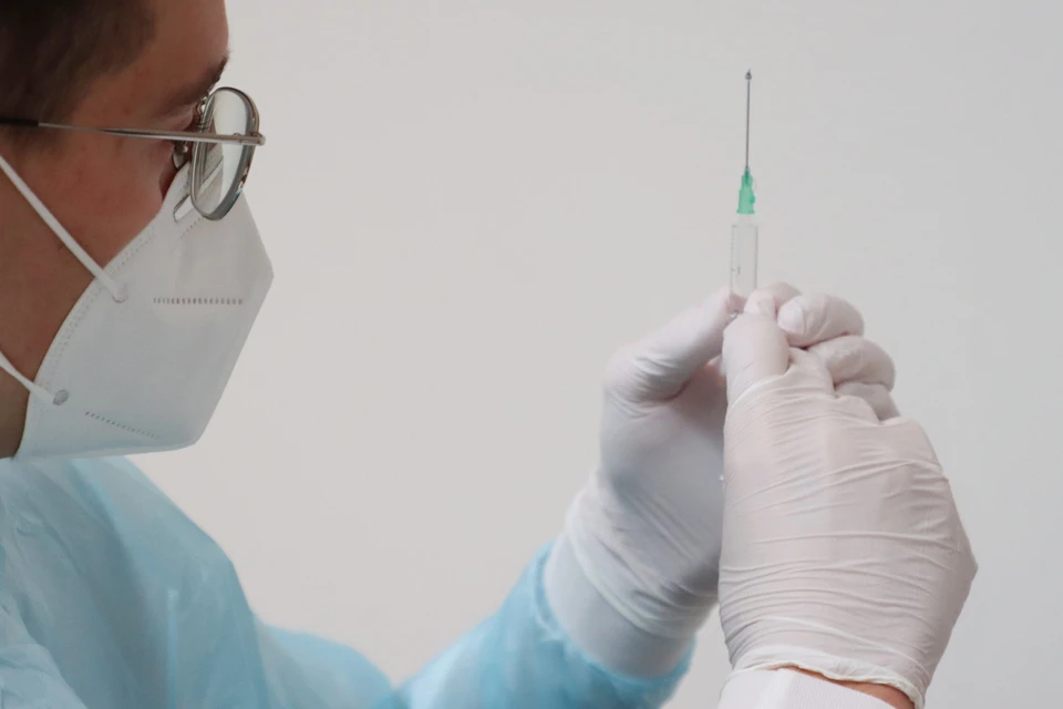 С 1 февраля в Казахстане идет массовая вакцинация против коронавируса