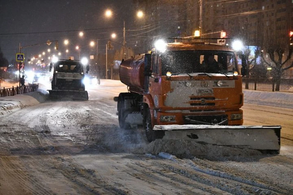 В Ярославле сообщили о 850 кубометрах вывезенного снега за сутки.