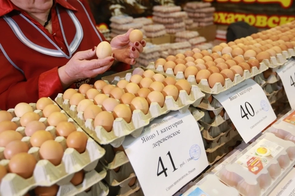 Ритейлеры предложили повысить цены на птицу и яйца в России