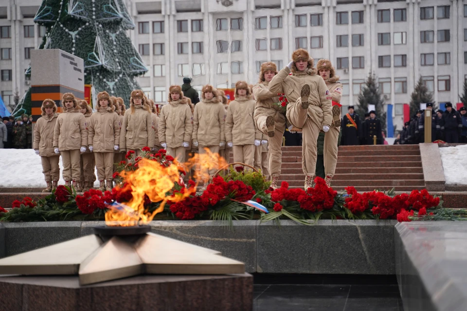 Половина россиян считает 23 февраля профессиональным праздником военных