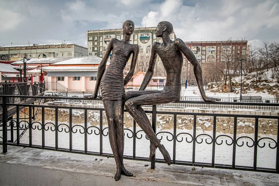 Скульптуры установили ко Дню всех влюбленных. Фото: Общественно-культурный центр
