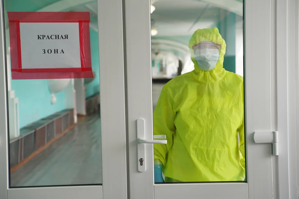Успокаиваться рано, люди пока продолжают умирать от коронавируса.
