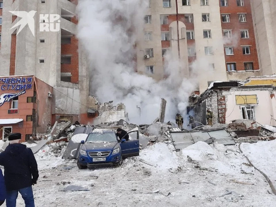 Фото с места взрыва в кафе Самурай в Нижнем Новгороде 26 февраля 2021 опубликовали очевидцы.
