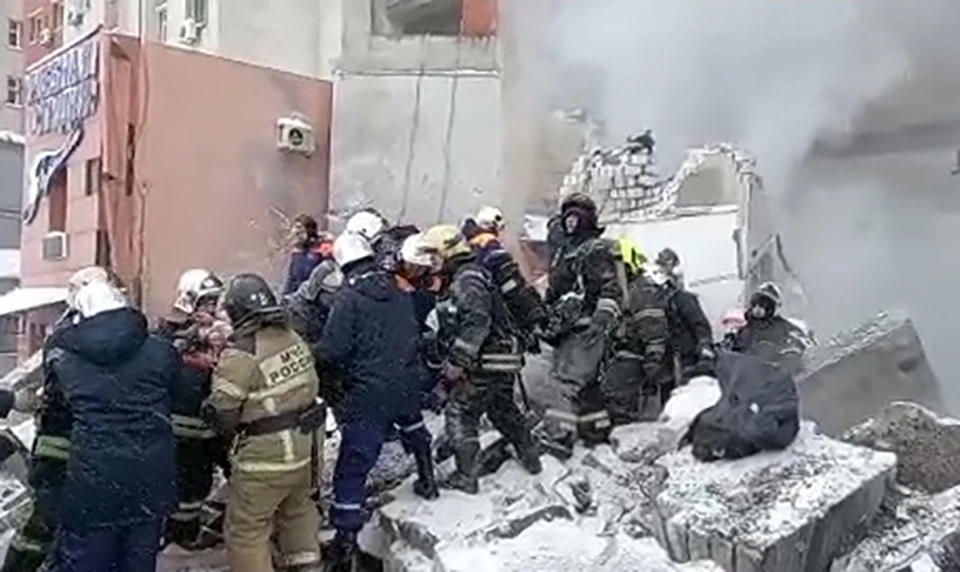 Владелец суши-бара в Нижнем Новгороде рассказал о состоянии пострадавшей при взрыве сотрудницы