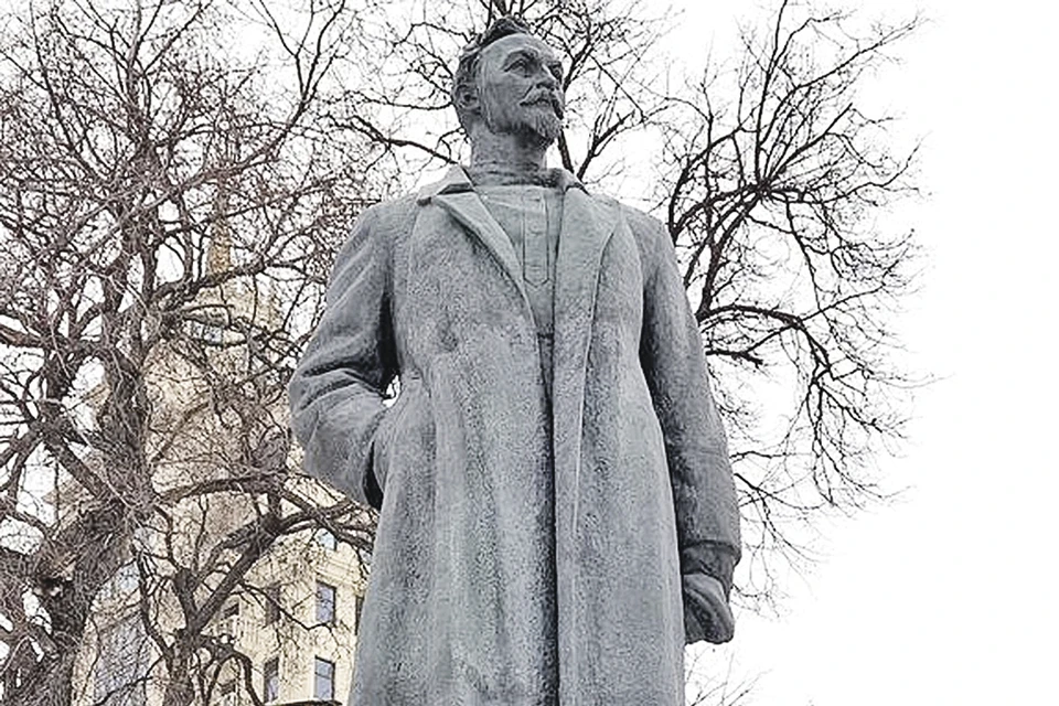 Бронзовый Феликс остается с другими памятниками в «Музеоне». Фото: Агентство городских новостей «Москва»