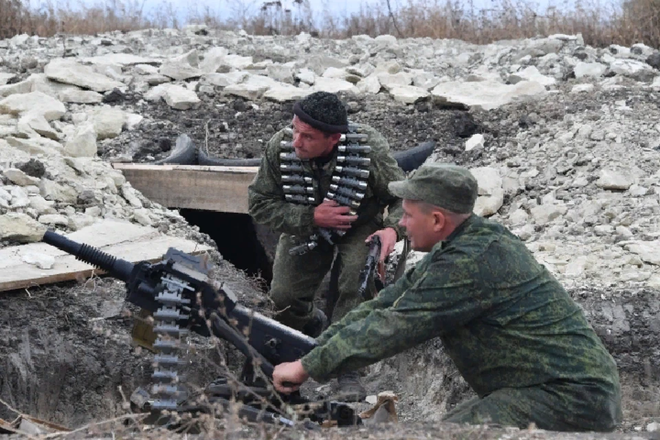 Военнослужащие Донецкой Народной Республики были вынуждены открыть ответный огонь (архивное фото)