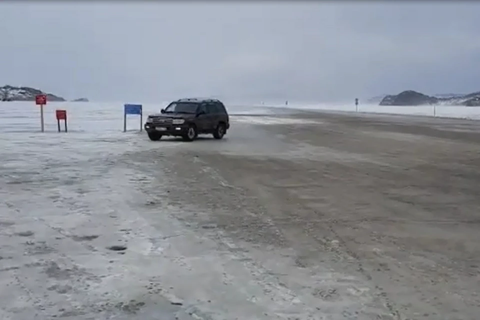 Движение по ледовой переправе на Ольхон возобновлено