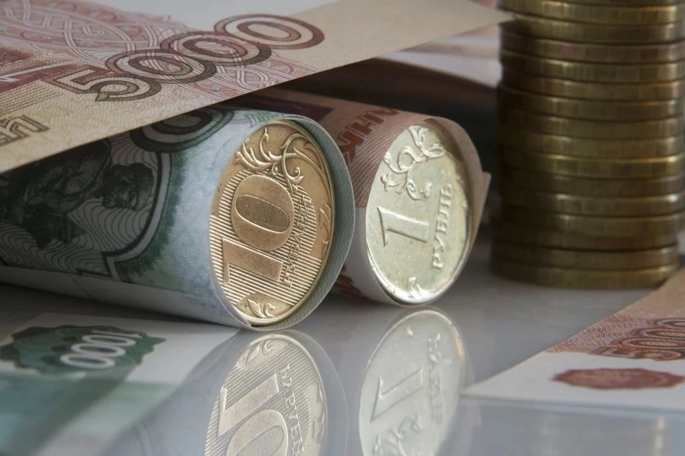 Экономисты рассказали, стоит ли ждать девальвации рубля