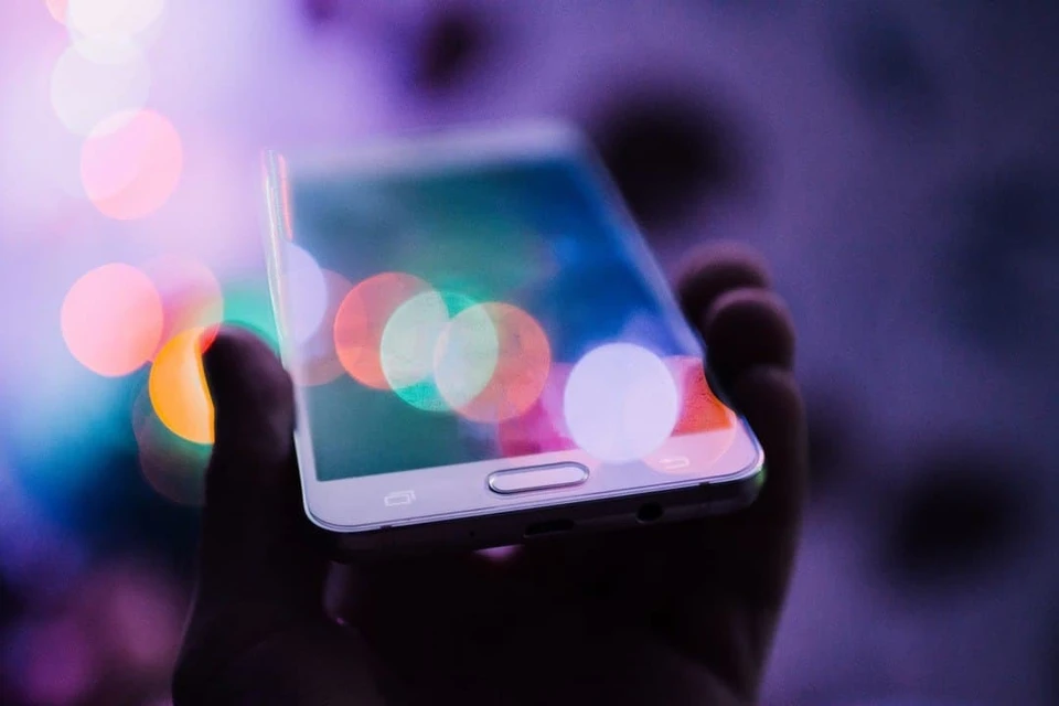 Пять мифов о смартфонах, в которые зря верят петербуржцы. Фото: unsplash.com.