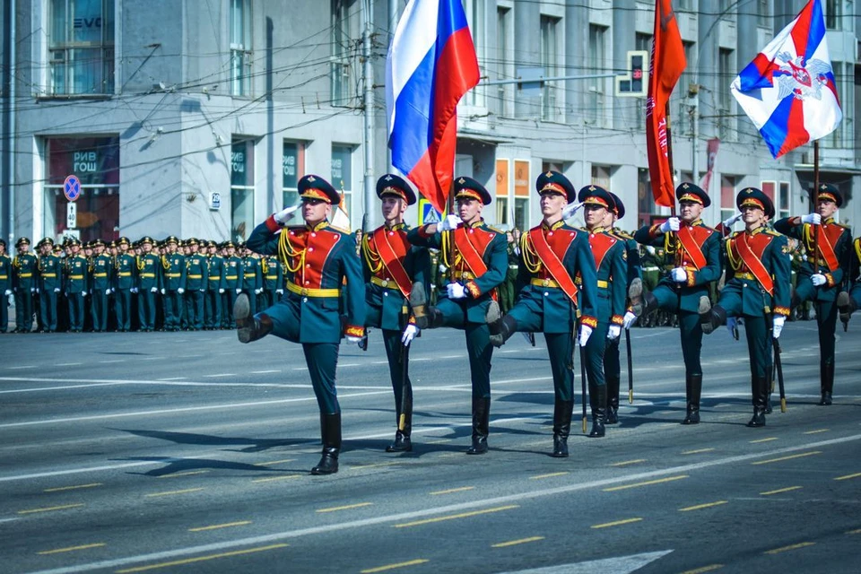 Фото выноса знамени победы