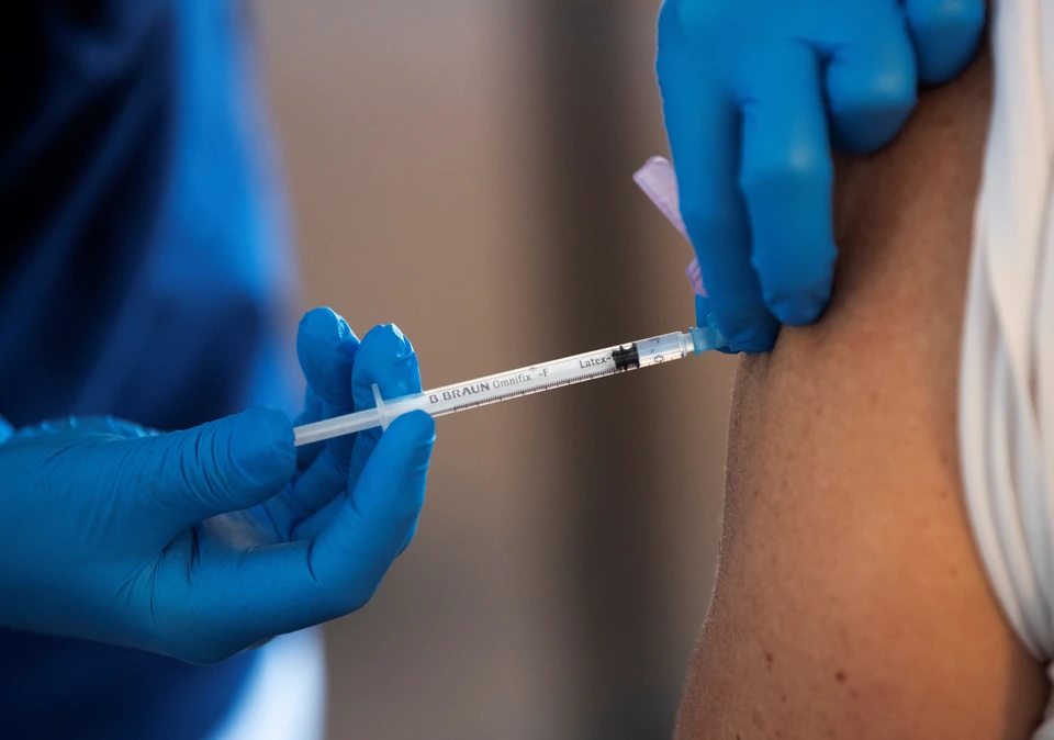 После проблем в Европе вакцину AstraZeneca переименовали в Vaxzervia
