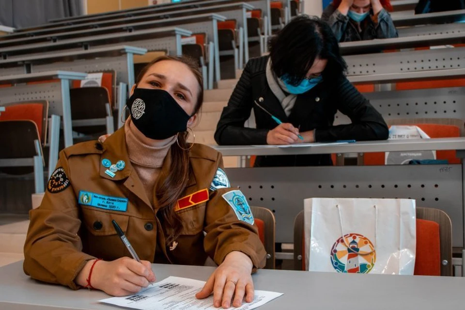 Ребят посвятили в основы сервисной науки. Фото: sev.gov.ru