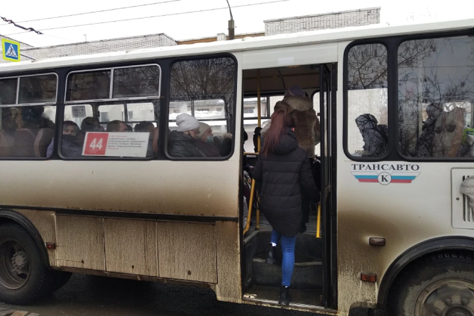 Такой метод оплаты внедрят во все автобусы Кирова с 1 июля, если система пройдет проверку.