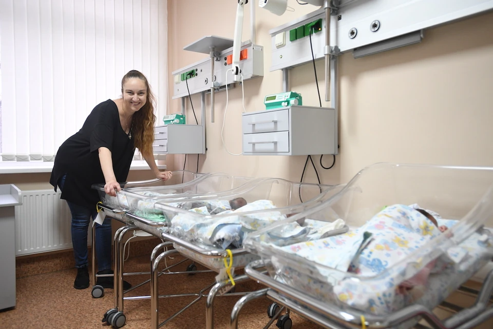Многодетная мама москвичка Ольга Шульц в перинатальном центре имени Мухина. В 2018 году у нее родились четверняшки.