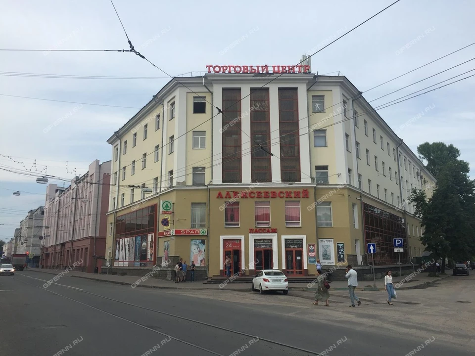 ТЦ «Алексеевский Пассаж» продается за 370 млн рублей в Нижнем Новгороде. Фото: Gipernn.ru.
