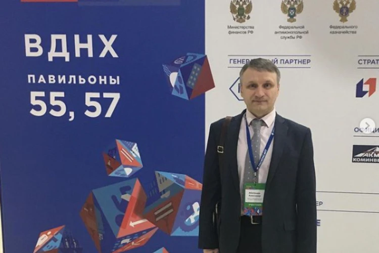 Главу комитета Ставрополья по госзакупкам Александра Абалешева подозревают в превышении полномочий на 25 млн