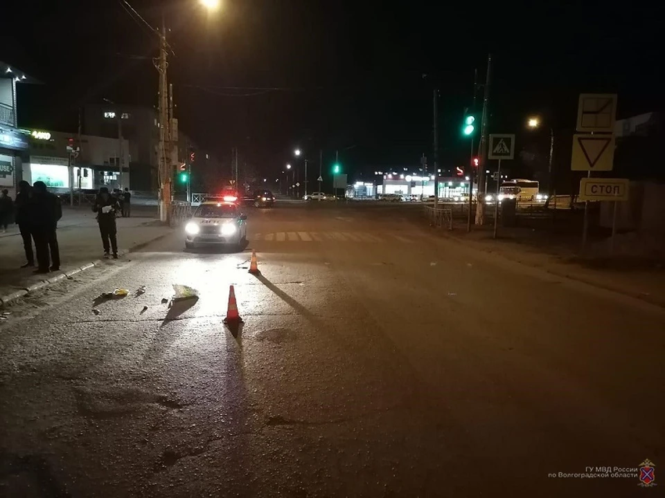 За сутки на волгоградских дорогах сбили двух пешеходов.