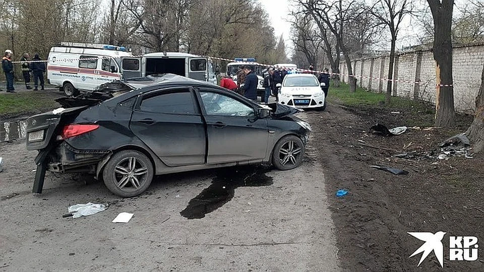 По предварительным данным, авария произошла в 4 часа 36 минут в Новочеркасске на улице Машиностроительной, 6а.