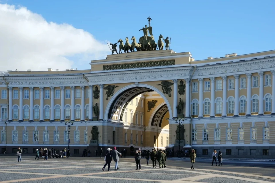 Петербургский культурный. Петербург в ноябре. Мраморный дворец на Фонтанке. Мраморный балкон во Дворце. Санкт-Петербургский Международный культурный форум.